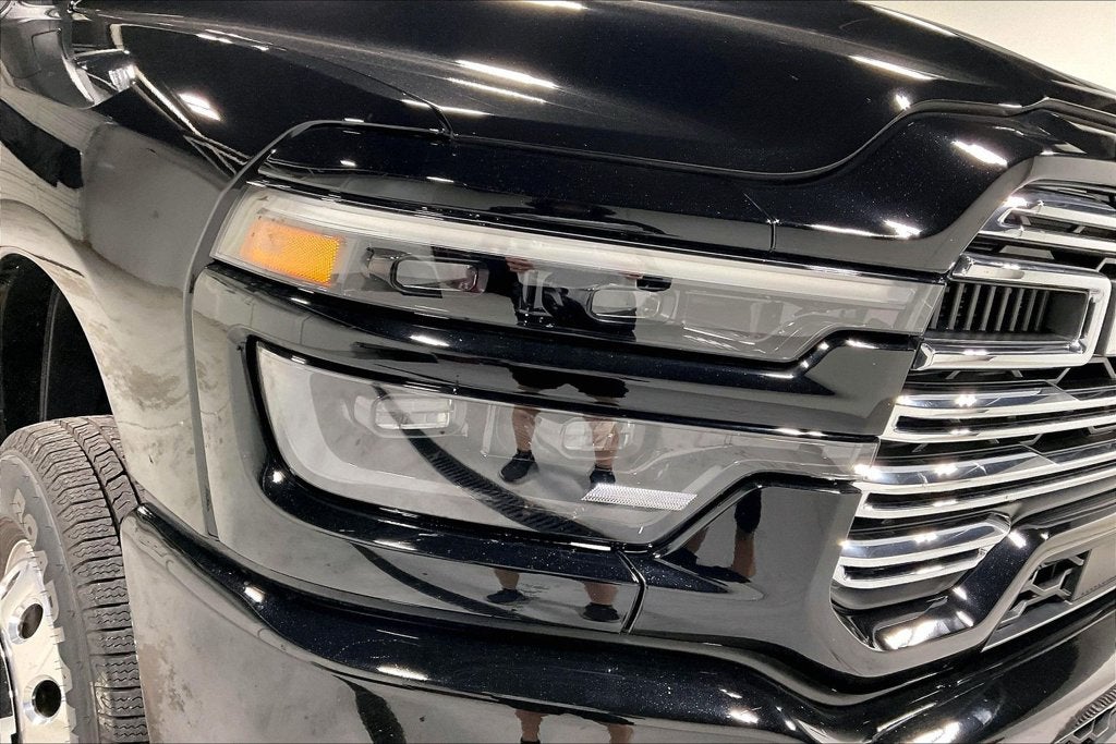2026 RAM Ram 3500 RAM 3500 LARAMIE CREW CAB 4X4 8' BOX
