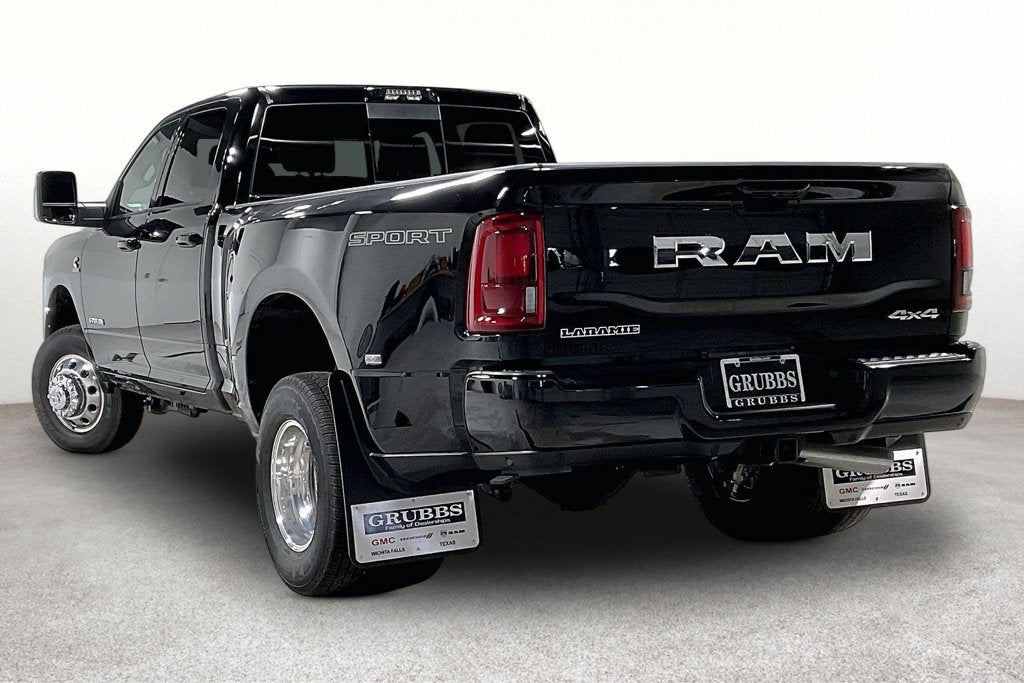 2026 RAM Ram 3500 RAM 3500 LARAMIE CREW CAB 4X4 8' BOX