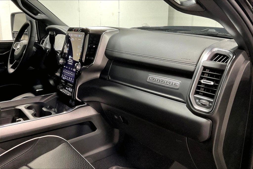 2026 RAM Ram 3500 RAM 3500 LARAMIE CREW CAB 4X4 8' BOX