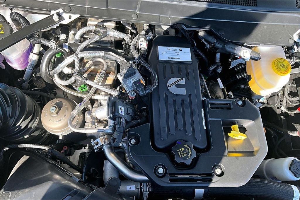 2026 RAM Ram 3500 RAM 3500 LARAMIE CREW CAB 4X4 8' BOX