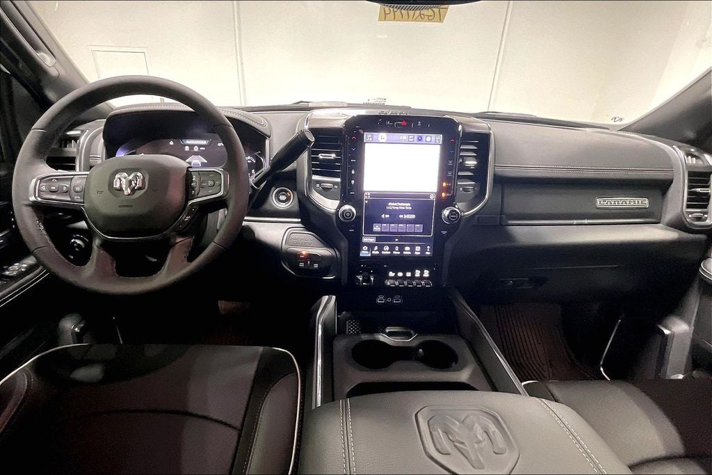 2026 RAM Ram 3500 RAM 3500 LARAMIE CREW CAB 4X4 8' BOX