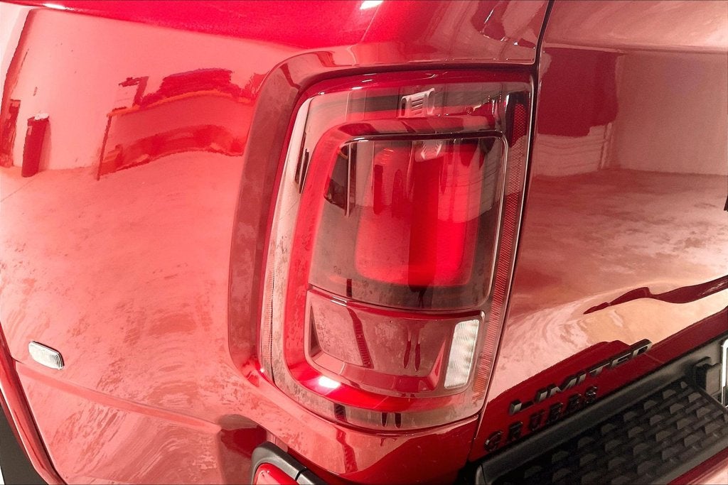 2027 RAM Ram 3500 RAM 3500 LIMITED CREW CAB 4X4 8' BOX