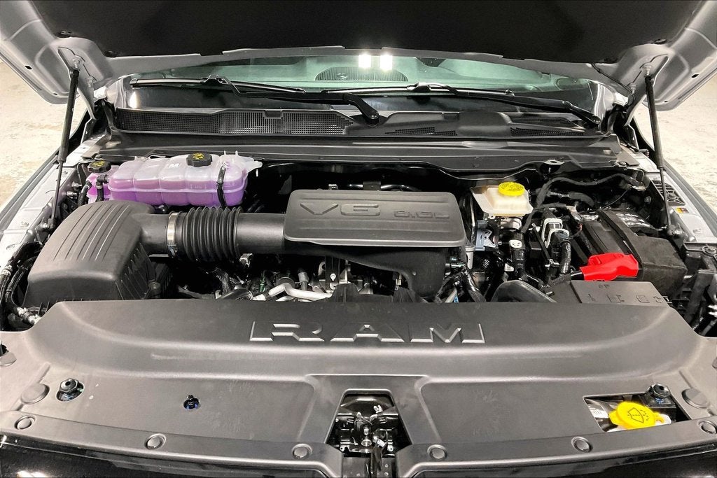 2027 RAM Ram 1500 RAM 1500 EXPRESS CREW CAB 4X4 5'7' BOX