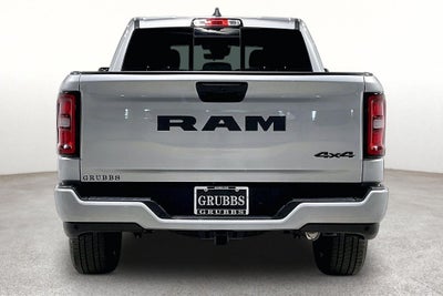 2027 RAM Ram 1500 RAM 1500 EXPRESS CREW CAB 4X4 5'7' BOX