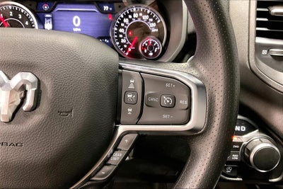 2027 RAM Ram 1500 RAM 1500 EXPRESS CREW CAB 4X4 5'7' BOX