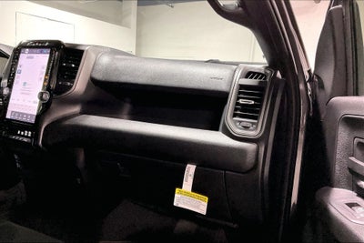 2026 RAM Ram 2500 RAM 2500 BLACK EXPRESS CREW CAB 4X4 6'4' BOX
