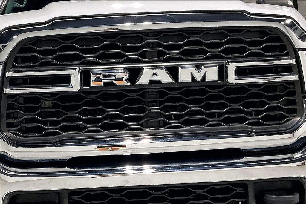 2021 RAM 2500 Tradesman Crew Cab 4x4 6'4' Box