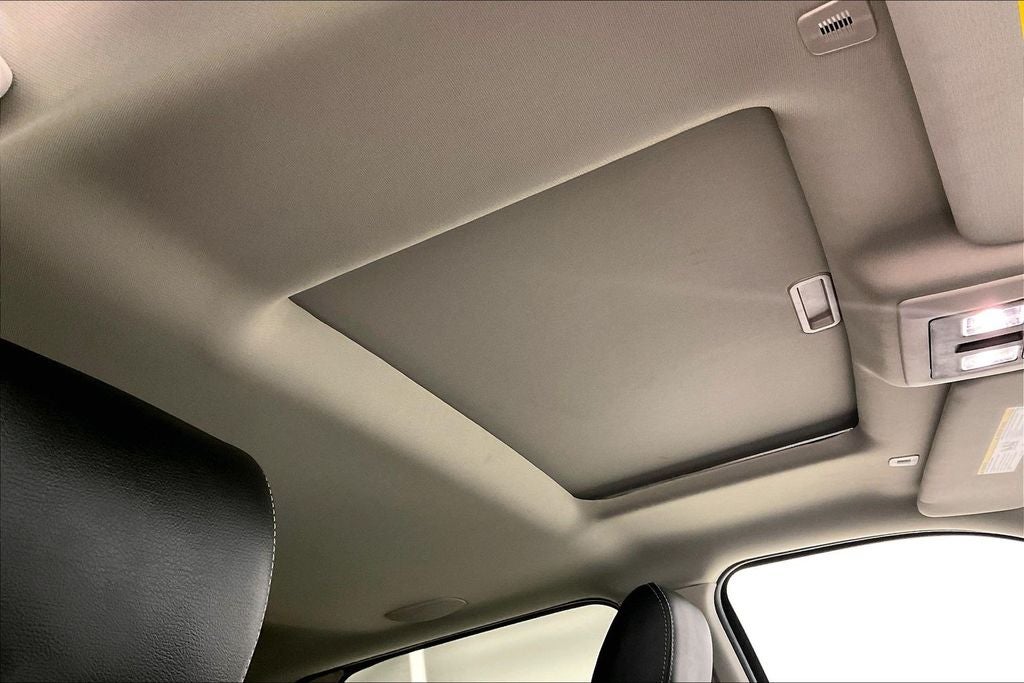 2018 RAM 2500 Laramie Crew Cab 4x4 6'4' Box