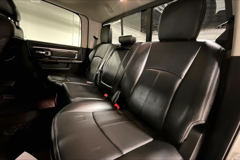 2018 RAM 2500 Laramie Crew Cab 4x4 6'4' Box