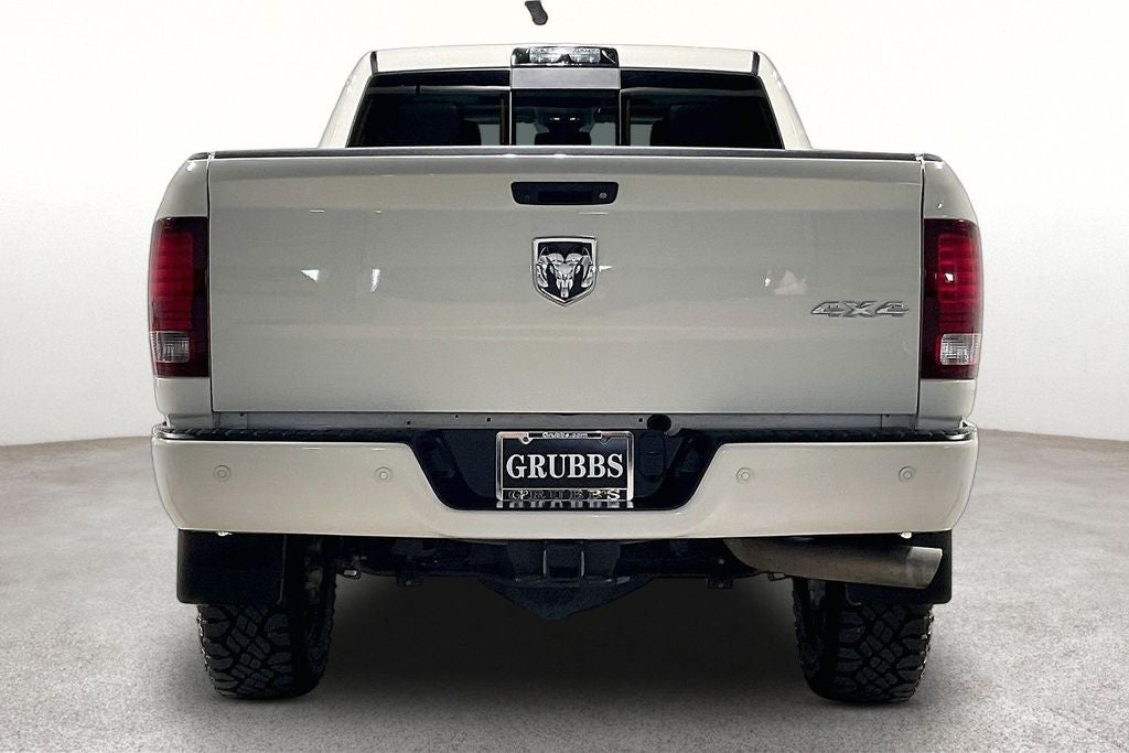 2018 RAM 2500 Laramie Crew Cab 4x4 6'4' Box