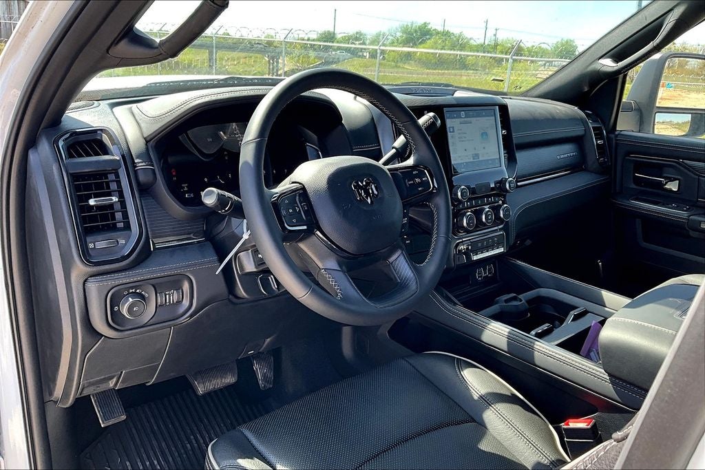 2024 RAM 4500 Chassis Tradesman/SLT/Laramie/Limited