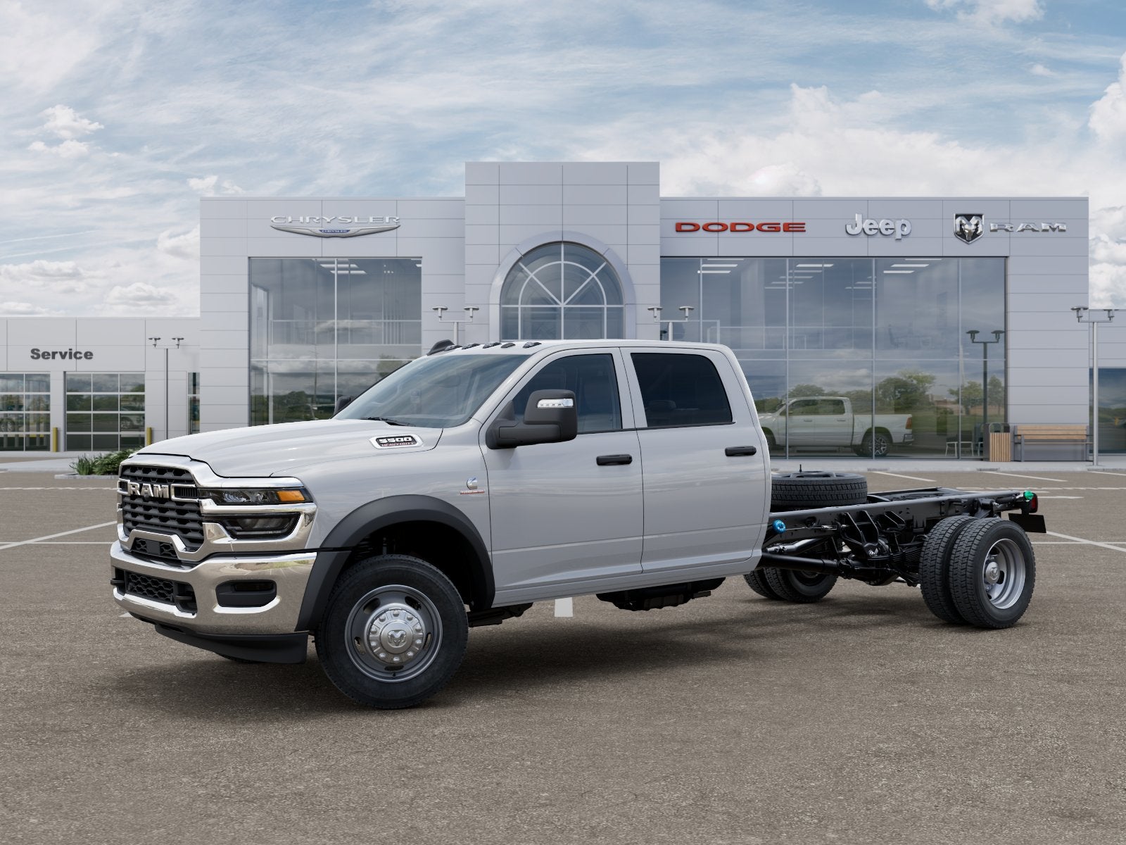2025 RAM 5500 Chassis RAM 5500 TRADESMAN CHASSIS CREW CAB 4X4 84' CA