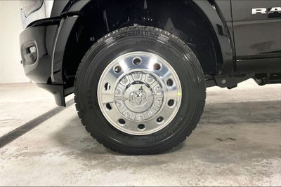 2026 RAM Ram 5500 Chassis Cab RAM 5500 BIG HORN CHASSIS CREW CAB 4X4 84' CA