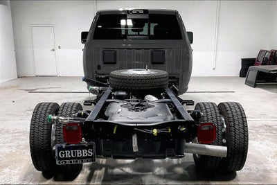 2027 RAM Ram 5500 Chassis Cab RAM 5500 BIG HORN CHASSIS CREW CAB 4X4 84' CA