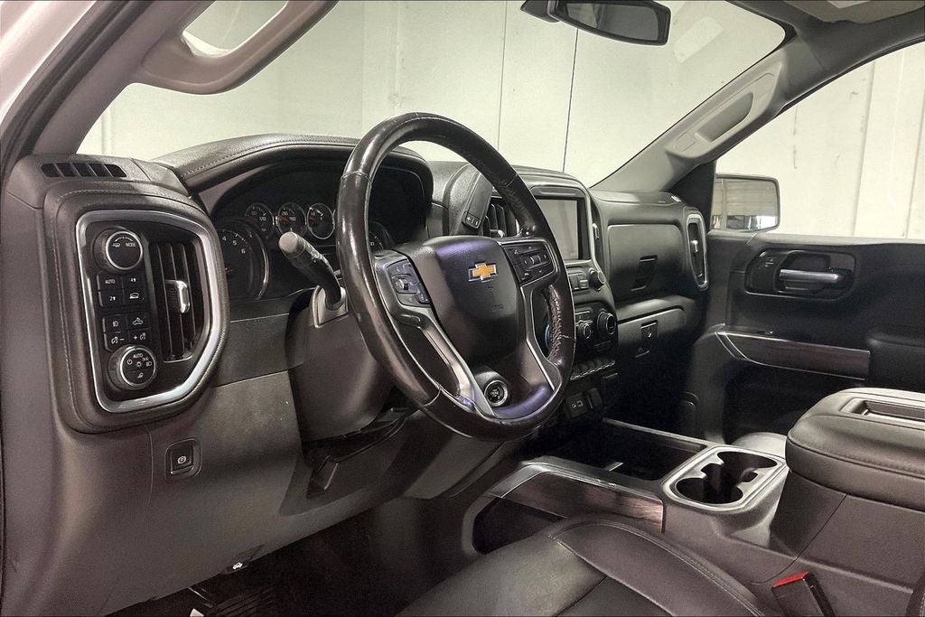 2021 Chevrolet Silverado 1500 4WD Crew Cab Short Bed LTZ