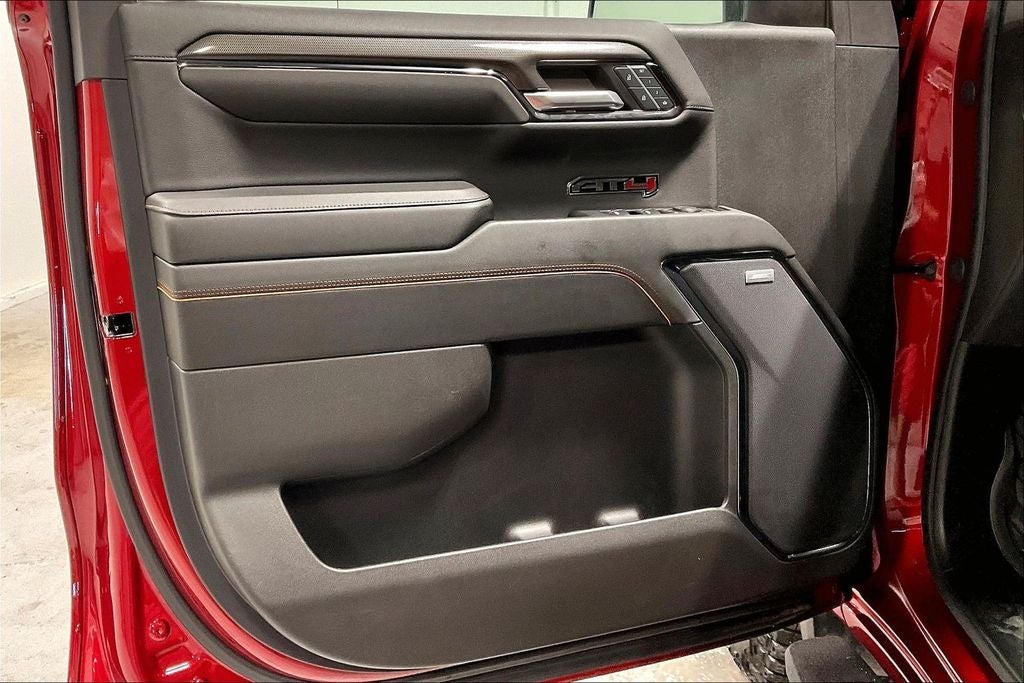 2024 GMC Sierra 1500 4WD Crew Cab Short Box AT4
