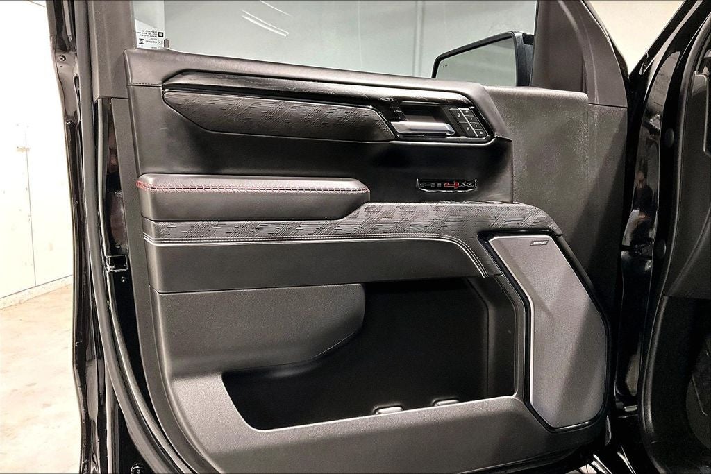 2024 GMC Sierra 1500 4WD Crew Cab Short Box AT4X