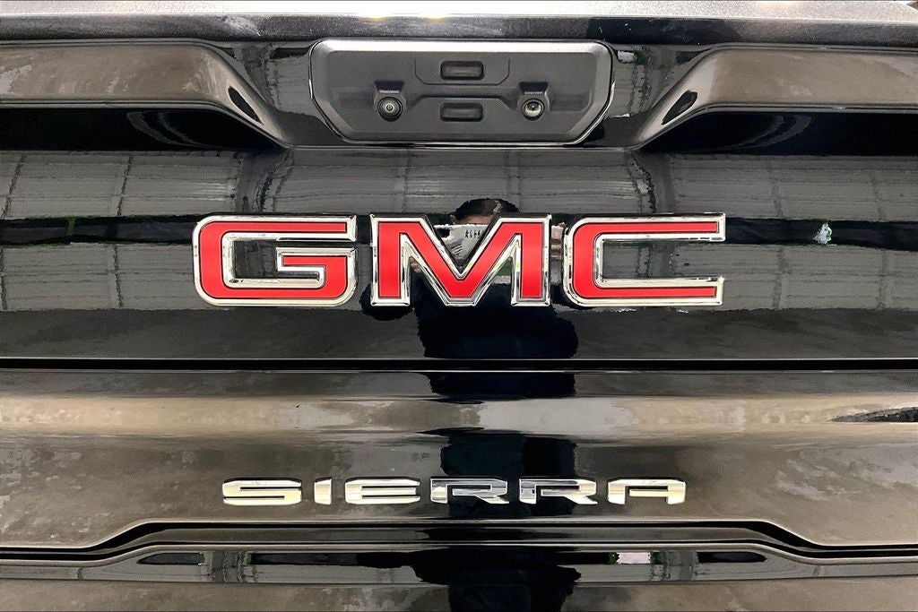 2024 GMC Sierra 1500 4WD Crew Cab Short Box AT4X