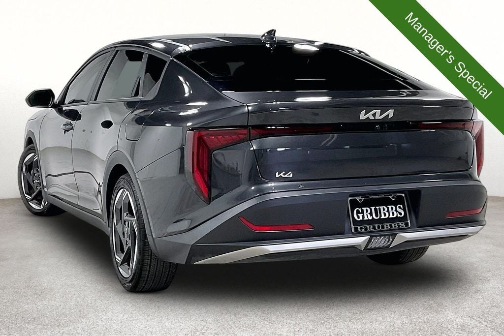 2025 Kia K4 EX