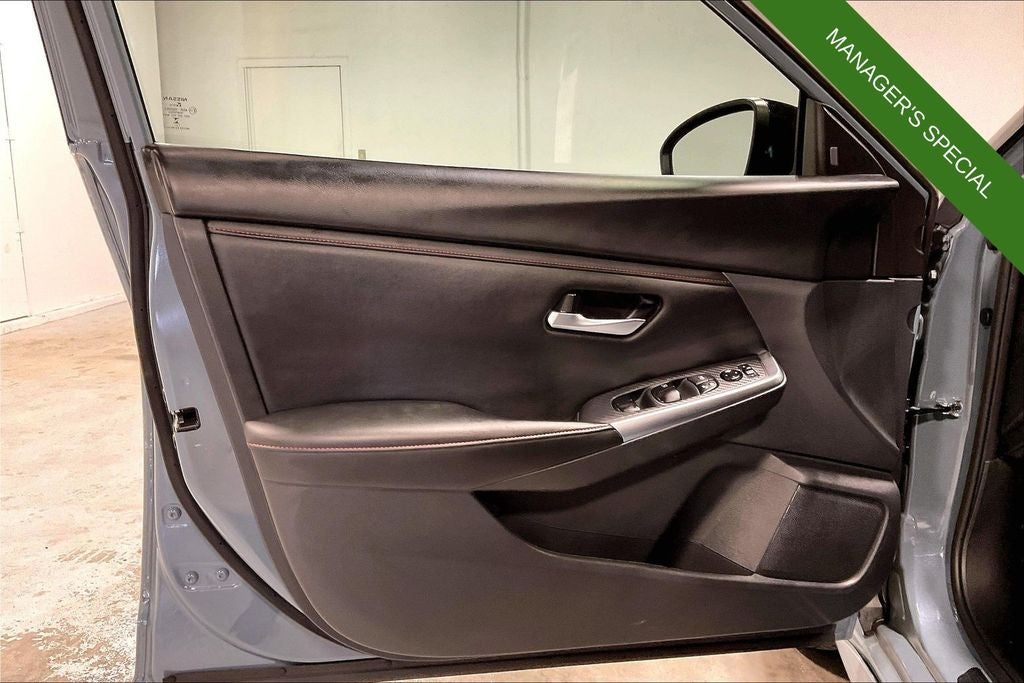 2024 Nissan Sentra SR Xtronic CVT