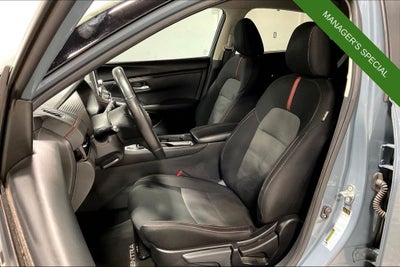 2024 Nissan Sentra SR Xtronic CVT
