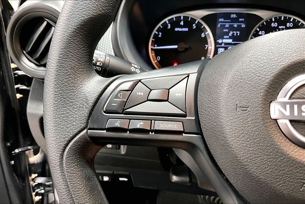 2024 Nissan Kicks S Xtronic CVT