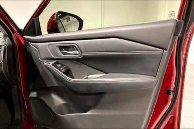 2024 Nissan Rogue SV FWD