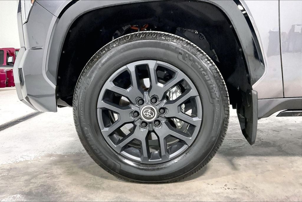 2024 Toyota Tundra Hybrid Platinum 4WD