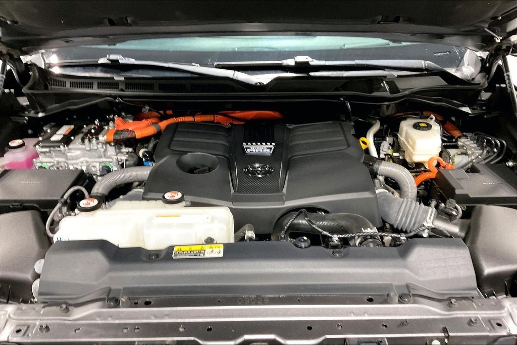 2024 Toyota Tundra Hybrid Platinum 4WD