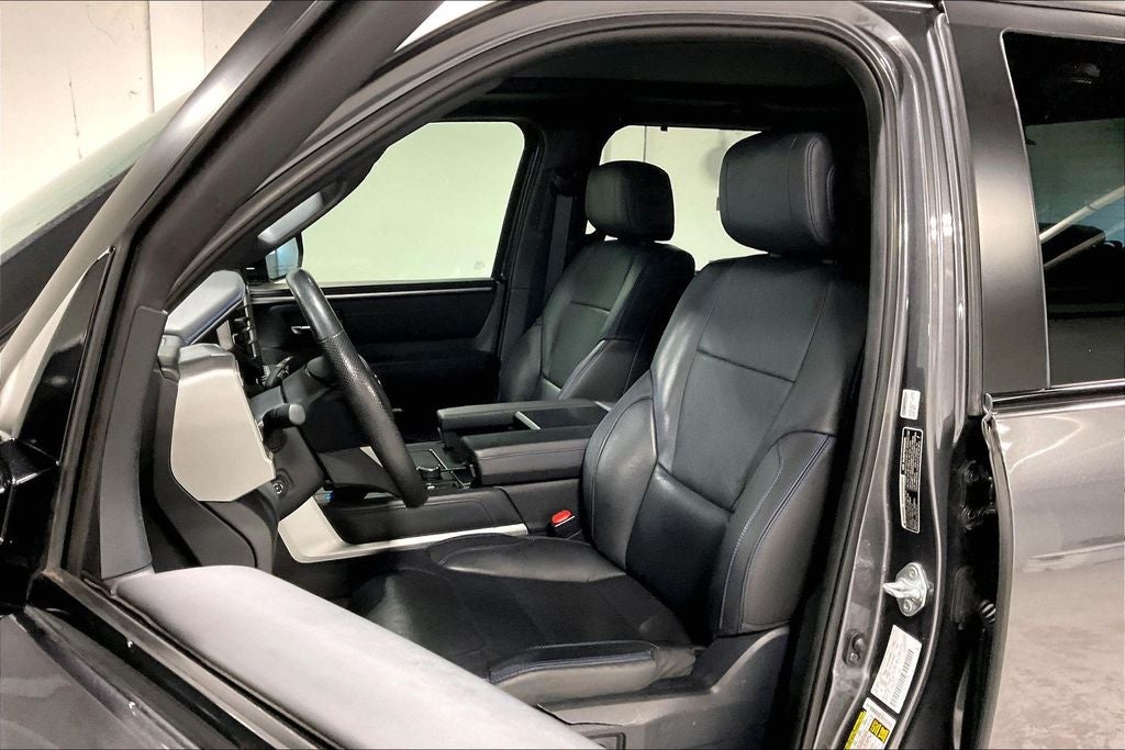 2024 Toyota Tundra Hybrid Platinum 4WD