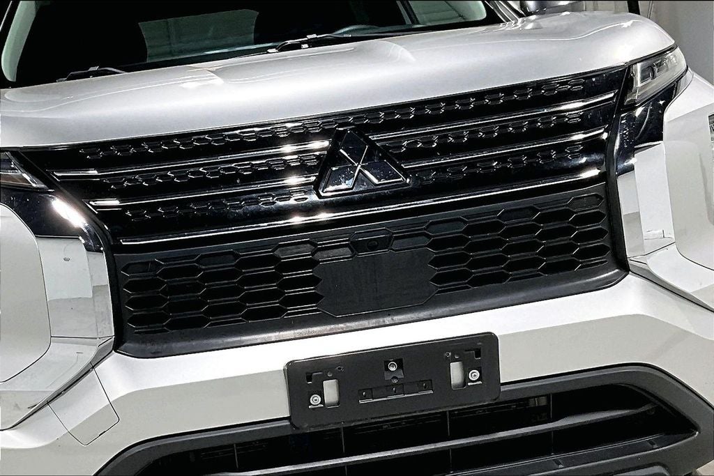 2022 Mitsubishi Outlander ES 2.5 2WD