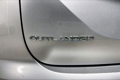 2022 Mitsubishi Outlander ES 2.5 2WD