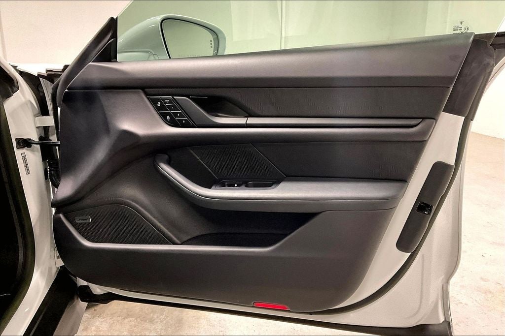 2022 Porsche Taycan Cross Turismo 4