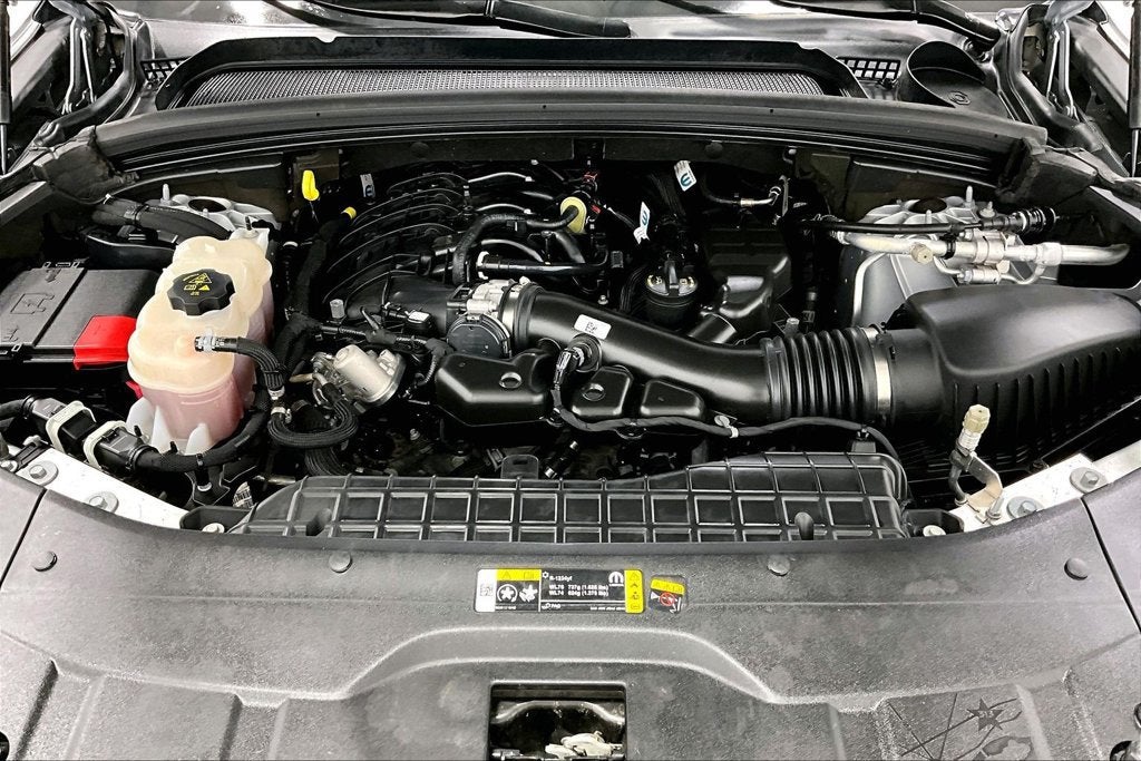 2023 Jeep Grand Cherokee L Limited 4x4