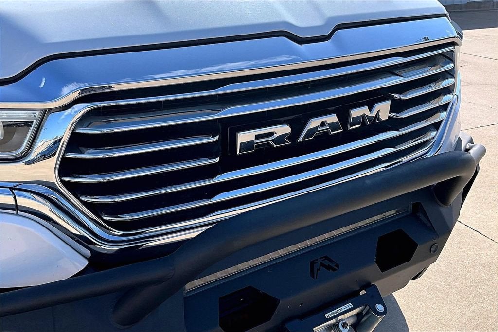 2019 RAM 1500 Longhorn Crew Cab 4x4 5'7" Box