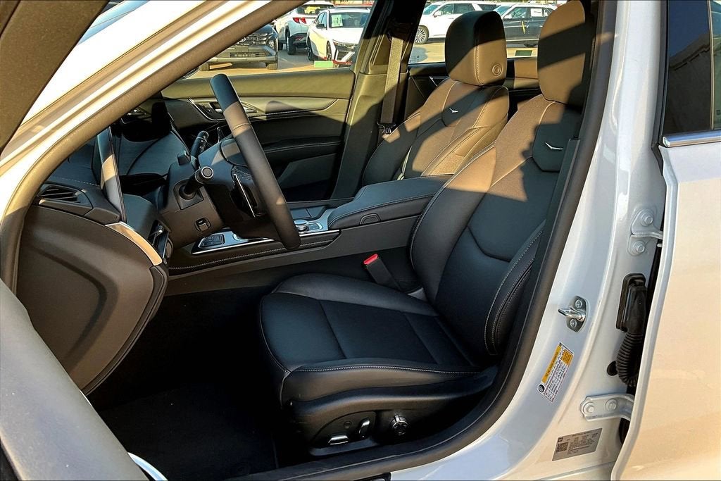 2025 Cadillac CT5 Premium Luxury