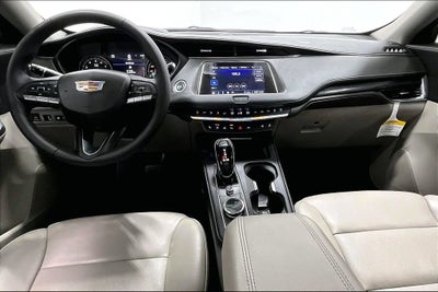 2023 Cadillac XT4 AWD Premium Luxury