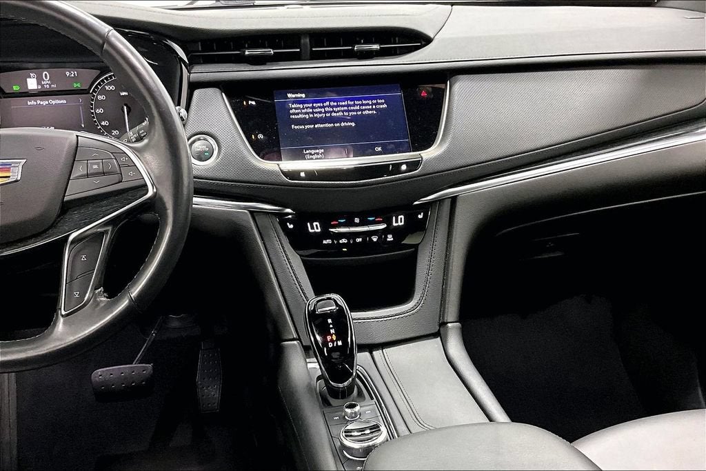 2023 Cadillac XT5 FWD Premium Luxury