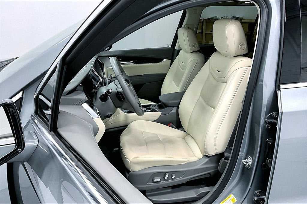 2024 Cadillac XT6 Premium Luxury