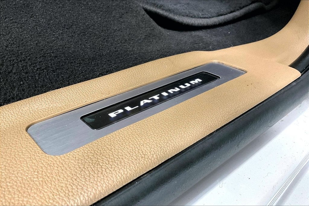 2018 Cadillac Escalade Platinum