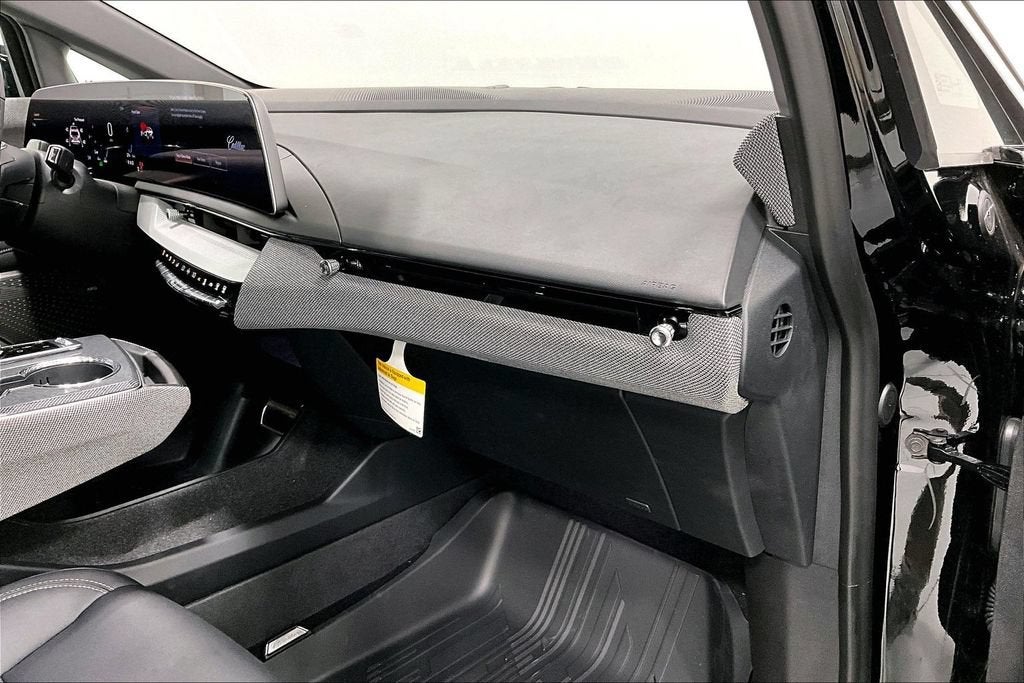 2027 Cadillac OPTIQ Luxury