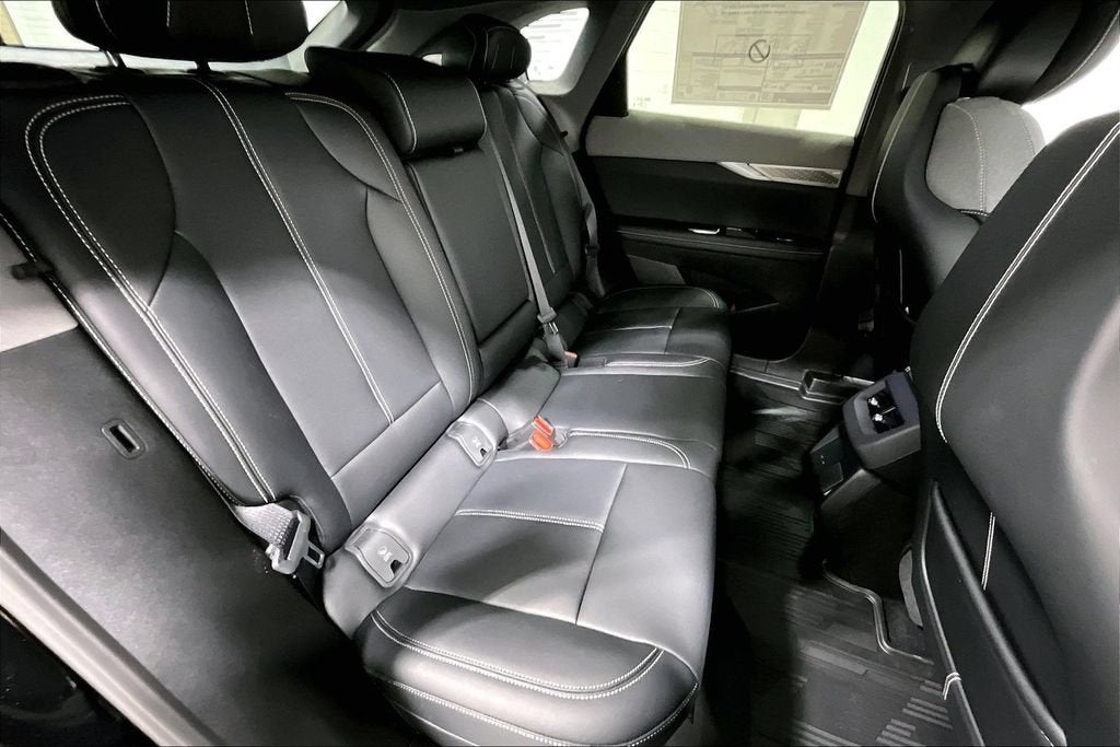 2027 Cadillac OPTIQ Luxury