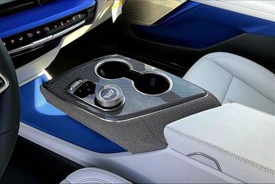 2025 Cadillac OPTIQ Luxury 1