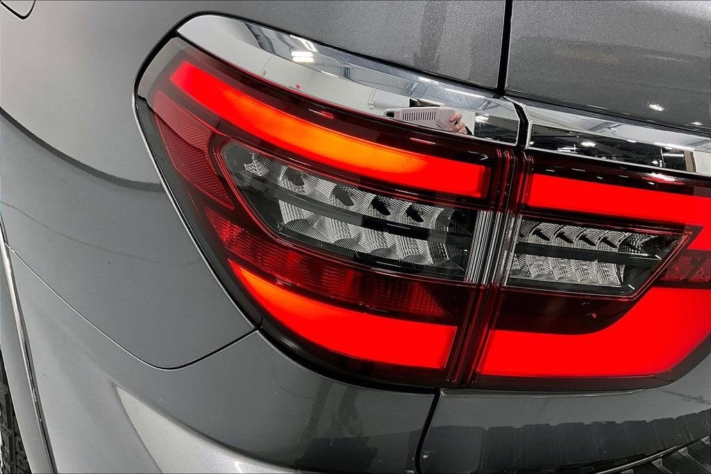 2022 Nissan Armada SV 4WD