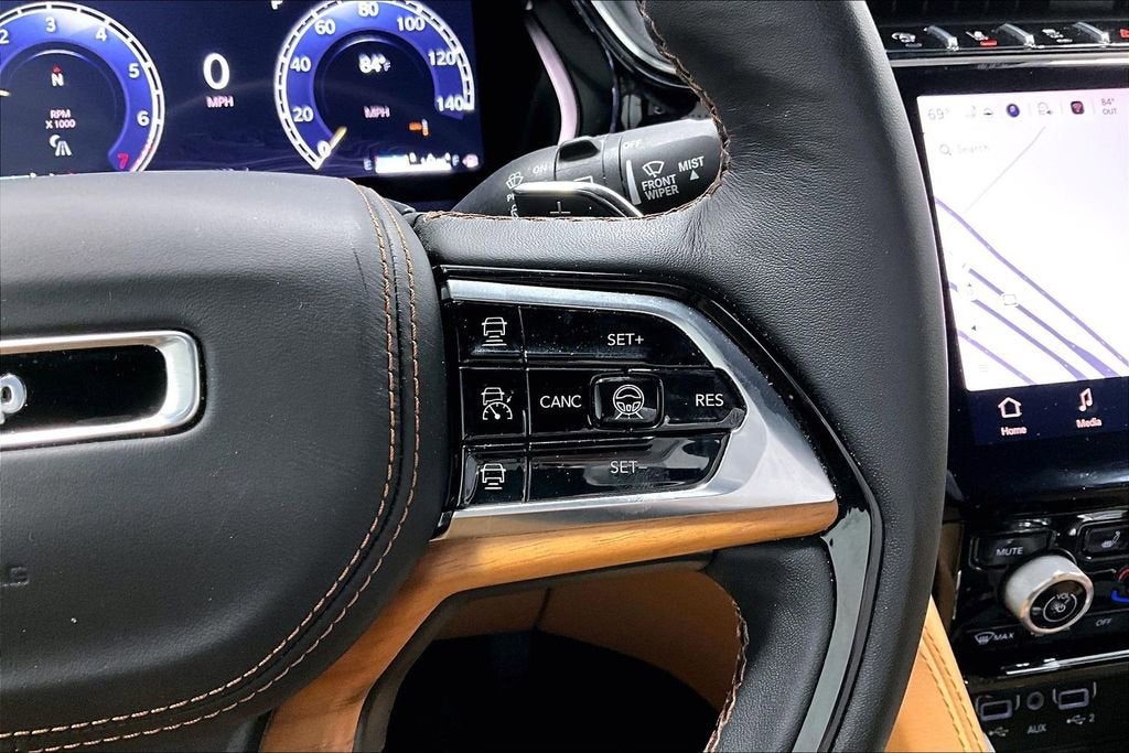 2025 Jeep Grand Cherokee L Summit Reserve 4x4