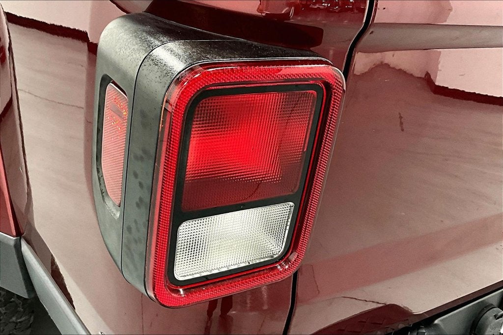 2021 Jeep Gladiator Overland 4x4