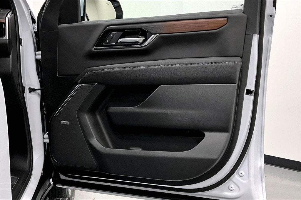 2027 GMC Yukon XL Denali