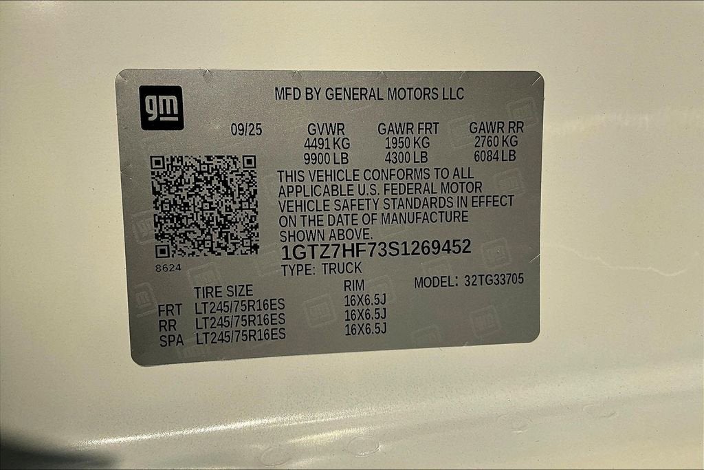 2025 GMC Savana Cargo Work Van