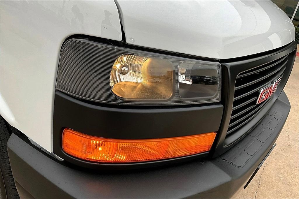 2025 GMC Savana Cargo Work Van