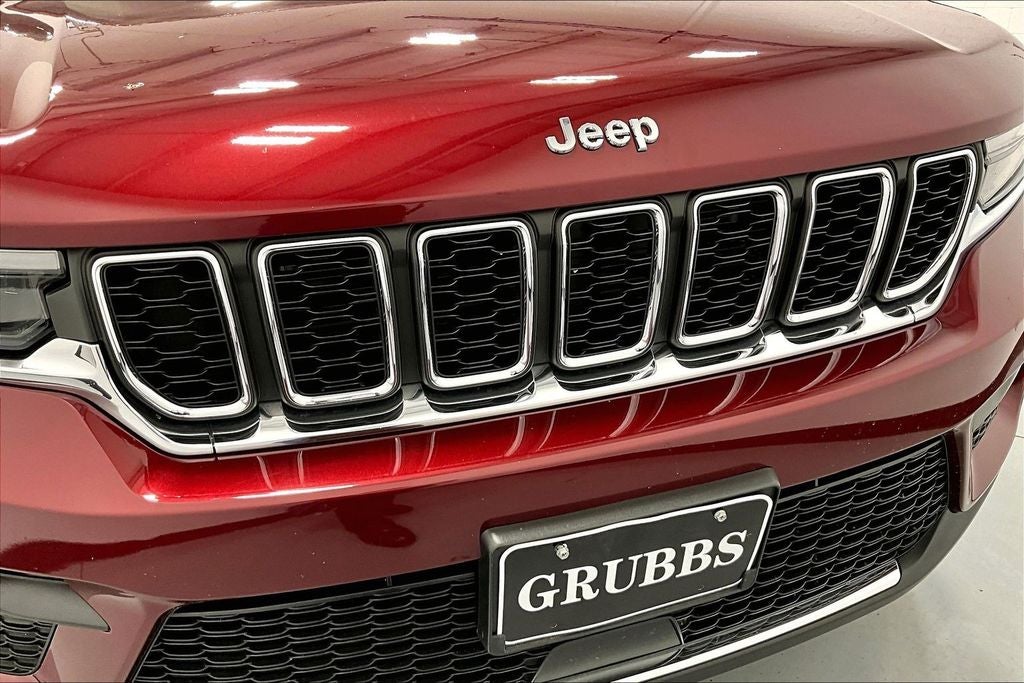2023 Jeep Grand Cherokee Laredo